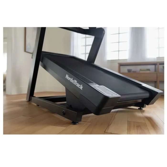 NordicTrack X16 Incline Trainer 1