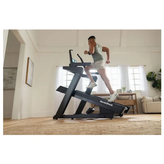 NordicTrack X16 Incline Trainer 4