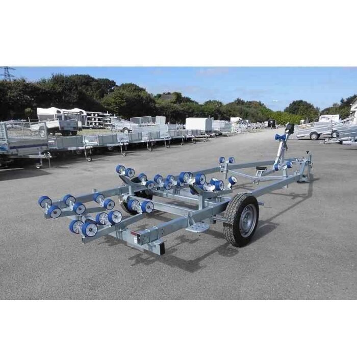 Chariot-de-mise-a-leau-multi-rouleaux-2-compressed.jpg
