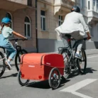 Croozer_Cargo_Lifestyle_006_desktop_890x890_crop_center.webp