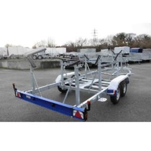 Porte voilier à gruter GALAXY G1602V / GD12V - PTAC : 2400Kg - 2 essieux