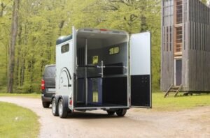 Van Touring Jumping Luxe Cheval Liberté